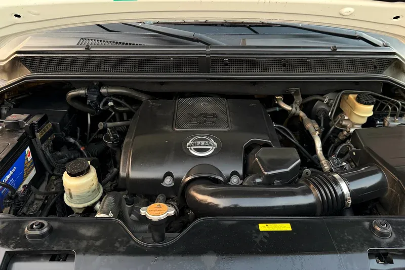 نيسان أرمادا 2009